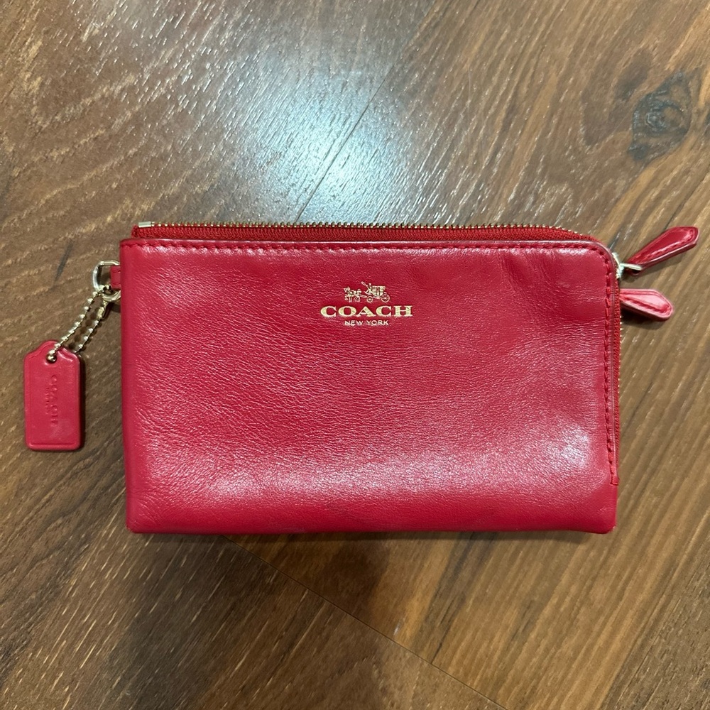 COACH Double Zip wallet clutch Red Currant color - Picture 1 of 10